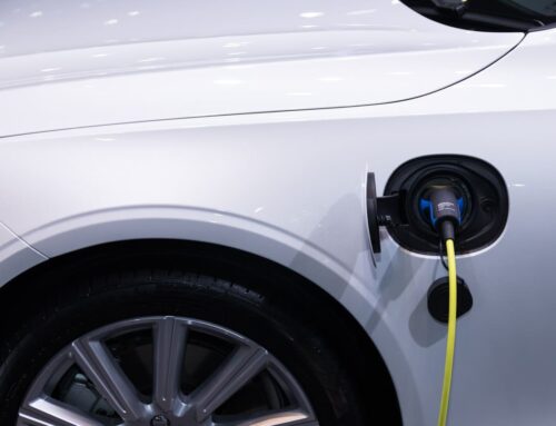 What’s the Difference Between a Hybrid and a Plug-in Hybrid?